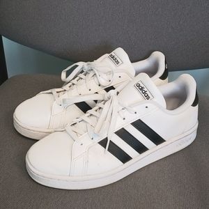 EUC ADIDAS Grand Court Sneaker Womens 10